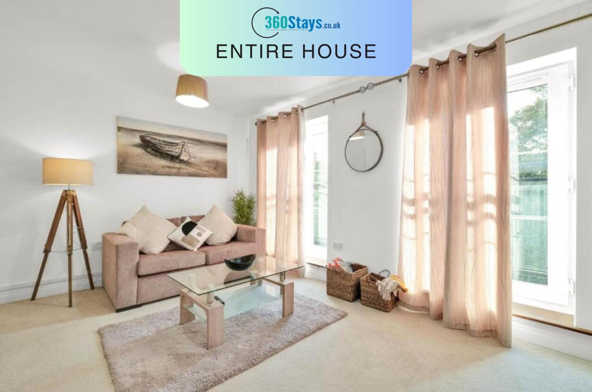Foxherne 5Bdr 3Ba Serviced House With Parking - Slough By 360Stays Luaran gambar